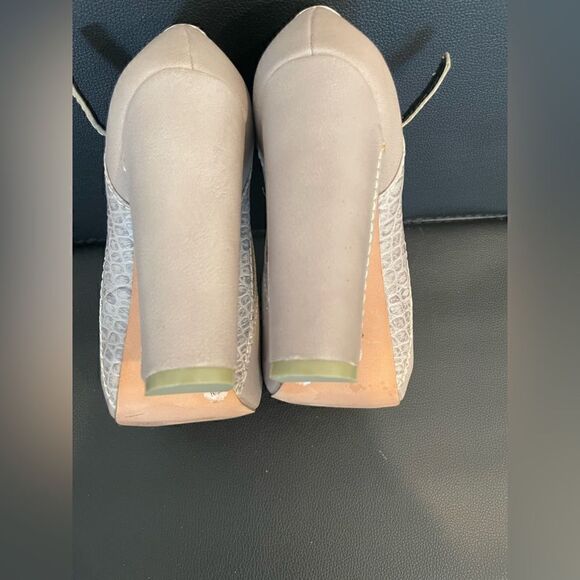 BCBGMaxAzria Platform Ankle Straps Heels - Picture 4 of 17